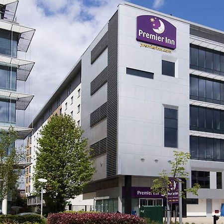 Premier Inn London Ealing Brentford Dış mekan fotoğraf