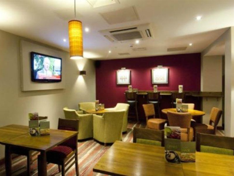 Premier Inn London Ealing Brentford Dış mekan fotoğraf