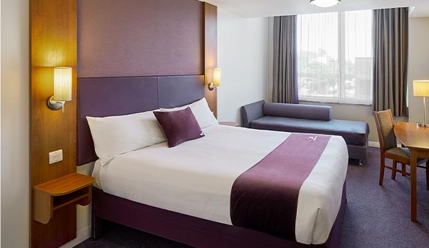 Premier Inn London Ealing Brentford Dış mekan fotoğraf